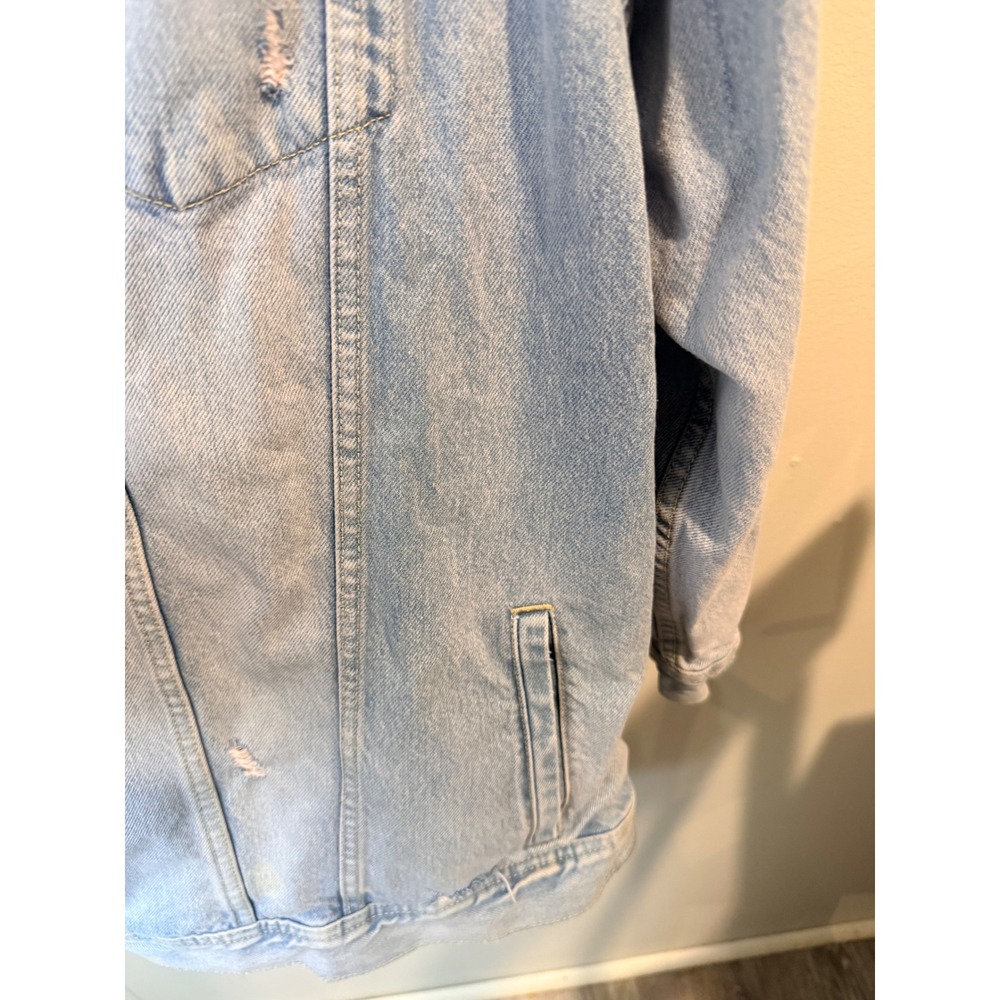 Old Navy Boyfriend Plus Light Wash Distressed Denim Trucker Jacket Women 4X Plus - Picture 6 of 9